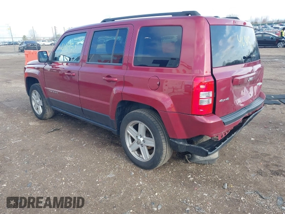 2014 Jeep Patriot Latitude with VIN 1C4NJRFB0ED628074, listed as a IAAI auction lot 41946451 with 92,118 mi miles and . Bid and sale history available at carsss.com. Image 3.