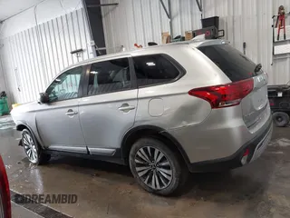 2020 Mitsubishi Outlander ES z VIN JA4AZ3A38LZ018227, wystawiony jako IAAI lot #42142244 z przebiegiem 91 342 mil mil oraz . Historia ofert i sprzedaży dostępna na DreamBid. Obrazek 15.