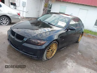 2007 BMW 3 Series 335i with VIN WBAVB73537VF51777, listed as a IAAI auction lot 41798121 with 1 mi miles. Bid and sale history available at carsss.com. Image 2.