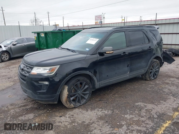 2018 Ford Explorer XLT with VIN 1FM5K8D83JGC20557, listed as a IAAI auction lot 41554727 with 98,180 mi miles and . Bid and sale history available at carsss.com. Image 16.