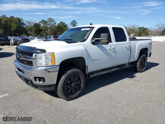 2013 Chevrolet Silverado 2500HD LTZ with VIN 1GC1KYE87DF166692, listed as a Copart auction lot 41581815 with 0 mi miles and Salvage Title. Bid and sale history available at carsss.com. Image 1.