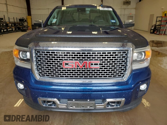 2015 GMC Sierra 1500 Denali z VIN 3GTU2WEC1FG475582, wystawiony jako Copart lot #55149415 z przebiegiem 79 350 mil mil oraz Czysty tytuł • Clean title. Historia ofert i sprzedaży dostępna na DreamBid. Obrazek 5.