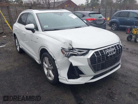 2020 Audi Q3 S line Prestige z VIN WA1FECF32L1105422, wystawiony jako IAAI lot #41974815 z przebiegiem 27 627 mil mil oraz . Historia ofert i sprzedaży dostępna na DreamBid. Obrazek 6.