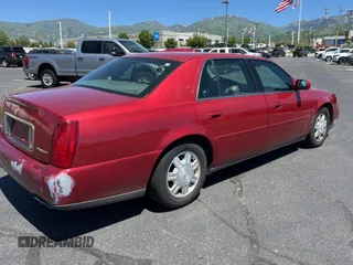 2004 Cadillac DeVille z VIN 1G6KD54Y84U105851, wystawiony jako Copart lot #59424695 z przebiegiem 148 047 mil mil oraz Tytuł czysty. Historia ofert i sprzedaży dostępna na DreamBid. Obrazek 4.