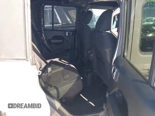 2021 Jeep Gladiator Willys with VIN 1C6HJTAG4ML517715, listed as a IAAI auction lot 41436634 with 21,187 mi miles and . Bid and sale history available at DreamBid. Image 8.