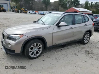 2013 BMW X1 xDrive28i z VIN WBAVL1C59DVR83695, wystawiony jako Copart lot #53530785 z przebiegiem Nie podano mil oraz Czysty tytuł • Clean title. Historia ofert i sprzedaży dostępna na DreamBid. Obrazek 1.