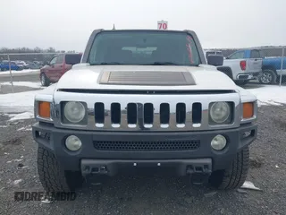 2007 Hummer H3 SUV with VIN 5GTDN13EX78221187, listed as a IAAI auction lot 41360574 with 141,468 mi miles and . Bid and sale history available at DreamBid. Image 12.