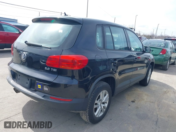 2012 Volkswagen Tiguan SE with VIN WVGAV7AXXCW526403, listed as a IAAI auction lot 41852974 with 125,376 mi miles and . Bid and sale history available at DreamBid. Image 4.