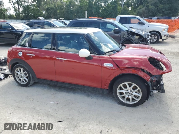 2016 MINI Hardtop 4 Door S with VIN WMWXU3C55G2D29139, listed as a Copart auction lot 61528735 with 36,700 mi miles and Salvage title. Bid and sale history available at DreamBid. Image 4.