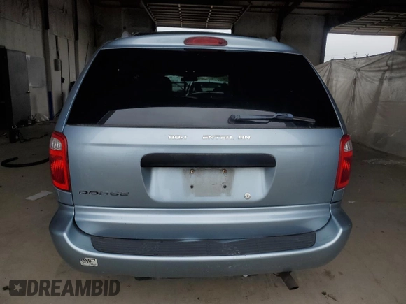 2006 Dodge Grand Caravan SE z VIN 1D4GP24RX6B719836, wystawiony jako Copart lot #56561705 z przebiegiem 141 033 mil mil oraz Szkoda całkowita • Salvage title. Historia ofert i sprzedaży dostępna na DreamBid. Obrazek 6.