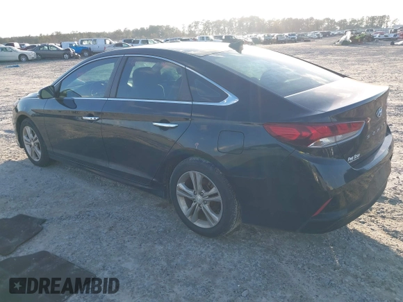 2018 Hyundai Sonata Sport with VIN 5NPE34AF1JH599695, listed as a IAAI auction lot 41231886 with 109,743 mi miles and . Bid and sale history available at carsss.com. Image 3.