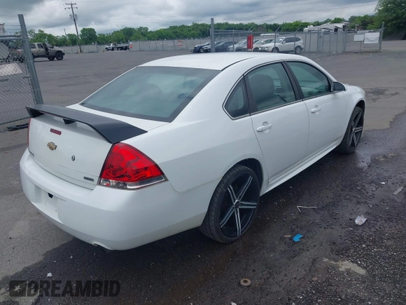 2014 Chevrolet Impala Police Police z VIN 2G1WD5E37E1129114, wystawiony jako IAAI lot #42275018 z przebiegiem 109 297 mil mil oraz . Historia ofert i sprzedaży dostępna na DreamBid. Obrazek 4.