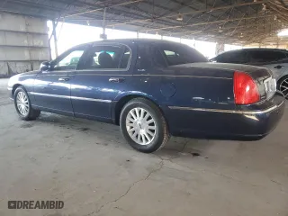 2004 Lincoln Town Car Signature with VIN 1LNHM81W24Y635183, listed as a Copart auction lot 47653865 with 128,037 mi miles and Clean Title. Bid and sale history available at carsss.com. Image 2.