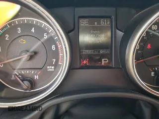 2013 Jeep Grand Cherokee Overland with VIN 1C4RJFCT2DC650336, listed as a Copart auction lot 83830304 with 129,858 mi miles and Clean Title. Bid and sale history available at carsss.com. Image 9.