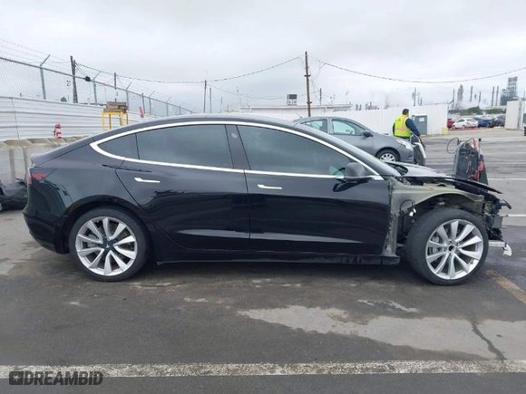 2018 Tesla Model 3 Long Range Battery with VIN 5YJ3E1EA4JF177966, listed as a IAAI auction lot 41920453 with 115,585 mi miles. Bid and sale history available at carsss.com. Image 14.