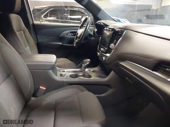 2022 Chevrolet Traverse LT Cloth with VIN 1GNEVGKW1NJ145476, listed as a IAAI auction lot 41744147 with 39,402 mi miles. Bid and sale history available at carsss.com. Image 5.