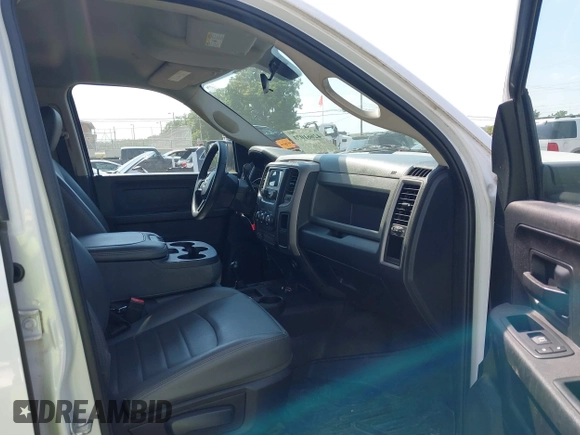 2017 Ram 2500 Tradesman с VIN 3C6TR5CT8HG698491, выставлен на аукционе IAAI как лот 42661073 с пробегом 163 421 миль миль и . История ставок и продаж доступна на DreamBid. Изображение 5.