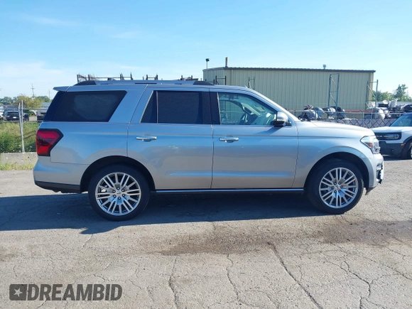 2024 Ford Expedition Limited with VIN 1FMJU2A86REA18667, listed as a IAAI auction lot 42809283 with 32,901 mi miles and . Bid and sale history available at DreamBid. Image 13.