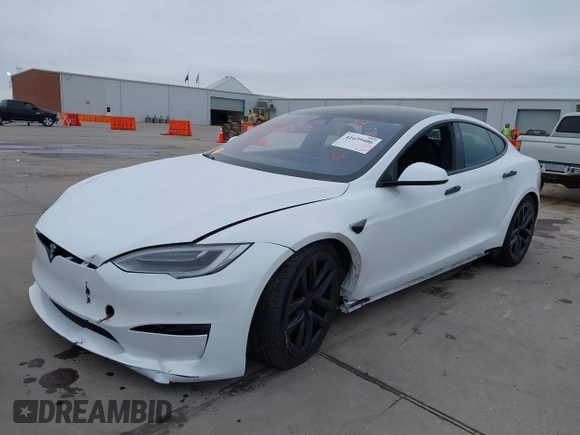 2021 Tesla Model S Plaid with VIN 5YJSA1E69MF452593, listed as a IAAI auction lot 41639406 with 1 mi miles. Bid and sale history available at carsss.com. Image 2.