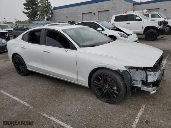 2024 Volvo S60 Plus Black Edition with VIN 7JRL12FHXRG281975, listed as a Copart auction lot 52827945 with 0 mi miles and Salvage Title. Bid and sale history available at carsss.com. Image 4.