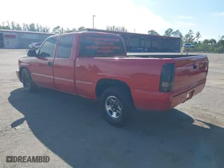2006 Chevrolet Silverado 1500 LT1 with VIN 2GCEC19V261125337, listed as a IAAI auction lot 41045372 with 288,785 mi miles. Bid and sale history available at carsss.com. Image 3.