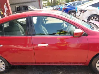 2016 Nissan Versa S z VIN 3N1CN7AP9GL850244, wystawiony jako IAAI lot #42254319 z przebiegiem 87 728 mil mil oraz . Historia ofert i sprzedaży dostępna na DreamBid. Obrazek 13.