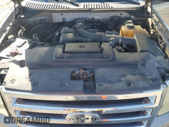 2008 Ford Expedition Max SSV with VIN 1FMFK16578LA65785, listed as a Copart auction lot 43933395 with 339,334 mi miles and Clean title. Bid and sale history available at DreamBid. Image 12.