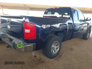 2007 Chevrolet Silverado 1500 1LT with VIN 2GCEK19CX71579533, listed as a IAAI auction lot 42247899 with 173,614 mi miles and . Bid and sale history available at DreamBid. Image 4.