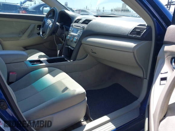 2009 Toyota Camry with VIN 4T1BE46K29U301154, listed as a IAAI auction lot 41817381 with 184,705 mi miles. Bid and sale history available at carsss.com. Image 5.