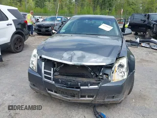 2012 Cadillac CTS z VIN 1G6DC5E54C0114309, wystawiony jako IAAI lot #42256621 z przebiegiem 148 698 mil mil oraz . Historia ofert i sprzedaży dostępna na DreamBid. Obrazek 6.