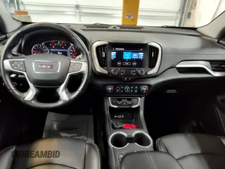 2022 GMC Terrain SLT z VIN 3GKALVEV4NL142475, wystawiony jako IAAI lot #42554198 z przebiegiem 34 225 mil mil oraz . Historia ofert i sprzedaży dostępna na DreamBid. Obrazek 3.