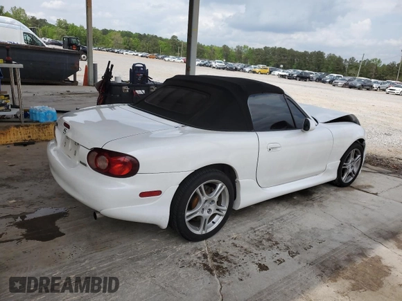 2004 Mazda MX-5 Miata LS z VIN JM1NB353640407864, wystawiony jako Copart lot #53951315 z przebiegiem 116 295 mil mil oraz Szkoda całkowita • Salvage title. Historia ofert i sprzedaży dostępna na DreamBid. Obrazek 3.