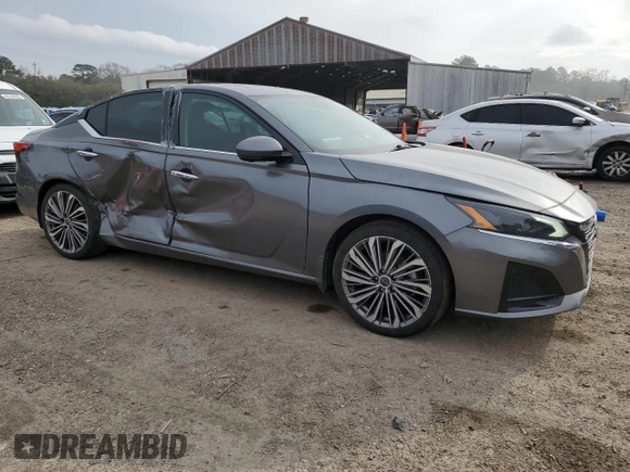 2023 Nissan Altima SL with VIN 1N4BL4EV0PN406245, listed as a Copart auction lot 46266585 with 29,136 mi miles and Salvage Title. Bid and sale history available at DreamBid. Image 4.