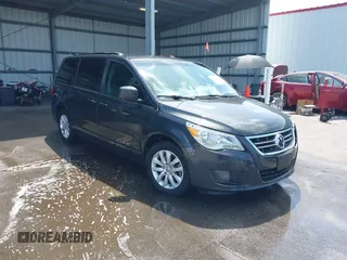 2012 Volkswagen Routan SE z VIN 2C4RVABG5CR127653, wystawiony jako IAAI lot #42090635 z przebiegiem 205 293 mil mil oraz . Historia ofert i sprzedaży dostępna na DreamBid. Obrazek 1.
