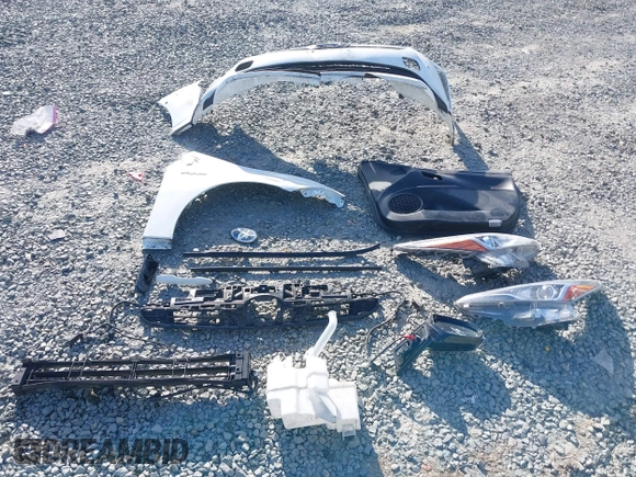2020 Toyota Prius L Eco z VIN JTDKARFU5L3124692, wystawiony jako IAAI lot #42019339 z przebiegiem 178 081 mil mil oraz . Historia ofert i sprzedaży dostępna na DreamBid. Obrazek 12.
