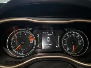 2017 Jeep Cherokee Sport z VIN 1C4PJMAS6HW566899, wystawiony jako Copart lot #52349685 z przebiegiem 155 877 mil mil oraz Szkoda całkowita • Salvage title. Historia ofert i sprzedaży dostępna na DreamBid. Obrazek 9.