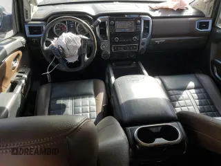 2017 Nissan Titan SL z VIN 1N6AA1E53HN508809, wystawiony jako Copart lot #47577705 z przebiegiem 50 888 mil mil oraz Szkoda całkowita • Salvage title. Historia ofert i sprzedaży dostępna na DreamBid. Obrazek 8.