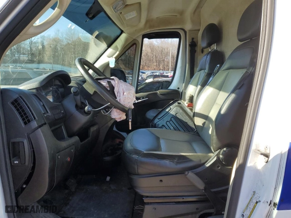 2019 Ram ProMaster Cargo Van with VIN 3C6TRVAG3KE516592, listed as a Copart auction lot 88565055 with 104,212 mi miles and Salvage Title. Bid and sale history available at carsss.com. Image 7.