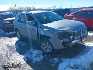 2017 Jeep Compass High Altitude with VIN 1C4NJCEB8HD182453, listed as a IAAI auction lot 41294253 with 96,107 mi miles. Bid and sale history available at carsss.com. Image 1.