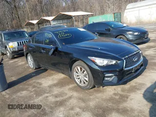2021 Infiniti Q50 Pure z VIN JN1EV7AR7MM755337, wystawiony jako IAAI lot #41391964 z przebiegiem 43 645 mil mil oraz . Historia ofert i sprzedaży dostępna na DreamBid. Obrazek 1.
