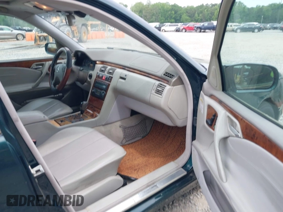 2002 Mercedes-Benz E-Class with VIN WDBJH65J12B462834, listed as a IAAI auction lot 42086848 with 190,720 mi miles. Bid and sale history available at carsss.com. Image 5.