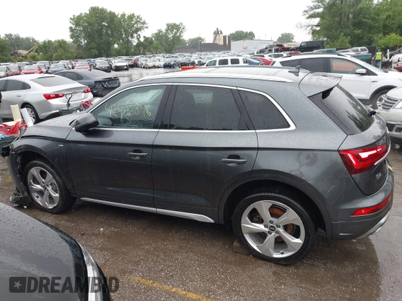 2022 Audi Q5 S line Premium Plus z VIN WA1EAAFY2N2058624, wystawiony jako IAAI lot #42408896 z przebiegiem 83 252 mil mil oraz . Historia ofert i sprzedaży dostępna na DreamBid. Obrazek 15.