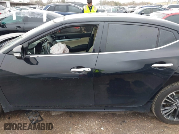 2016 Nissan Maxima S with VIN 1N4AA6AP9GC435386, listed as a IAAI auction lot 41697357 with 101,631 mi miles and . Bid and sale history available at DreamBid. Image 14.