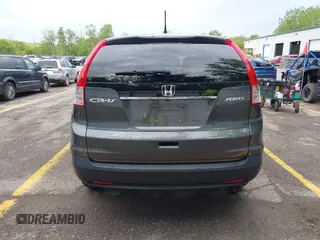2013 Honda CR-V EX z VIN 2HKRM4H58DH656443, wystawiony jako IAAI lot #42348940 z przebiegiem 79 477 mil mil oraz . Historia ofert i sprzedaży dostępna na DreamBid. Obrazek 17.