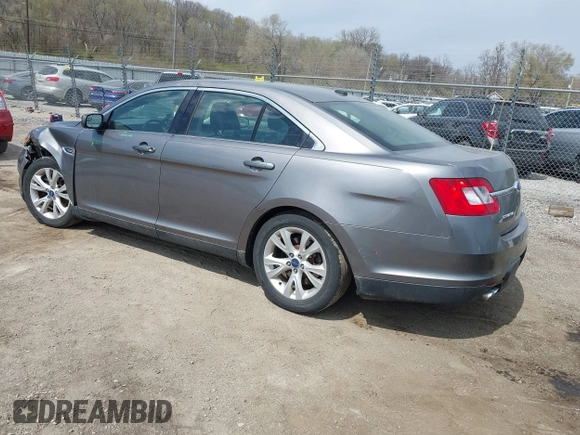 2012 Ford Taurus SEL z VIN 1FAHP2EWXCG138038, wystawiony jako IAAI lot #42007614 z przebiegiem 155 045 mil mil oraz . Historia ofert i sprzedaży dostępna na DreamBid. Obrazek 3.