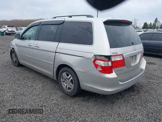2007 Honda Odyssey EX-L with VIN 5FNRL38727B400249, listed as a IAAI auction lot 41813836 with 275,661 mi miles. Bid and sale history available at carsss.com. Image 3.