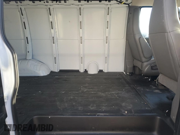 2024 GMC Savana Cargo Van with VIN 1GTW7AFP4R1100447, listed as a Copart auction lot 42630055 with 19,129 mi miles and Salvage Title. Bid and sale history available at carsss.com. Image 11.