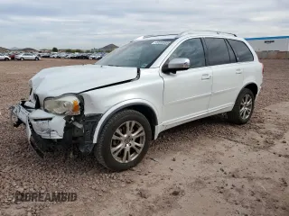 2014 Volvo XC90 with VIN YV4952CZXE1700993, listed as a Copart auction lot 49335085 with 105,853 mi miles and Salvage Title. Bid and sale history available at carsss.com. Image 1.