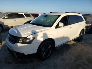2020 Dodge Journey Crossroad z VIN 3C4PDCGB0LT188277, wystawiony jako Copart lot #54494045 z przebiegiem 87 973 mil mil oraz Nie do naprawy • Non repairable. Historia ofert i sprzedaży dostępna na DreamBid. Obrazek 1.