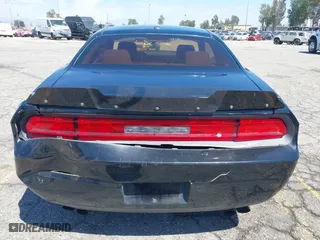 2010 Dodge Challenger SE with VIN 2B3CJ4DV0AH323373, listed as a IAAI auction lot 42081412 with 199,977 mi miles. Bid and sale history available at carsss.com. Image 16.